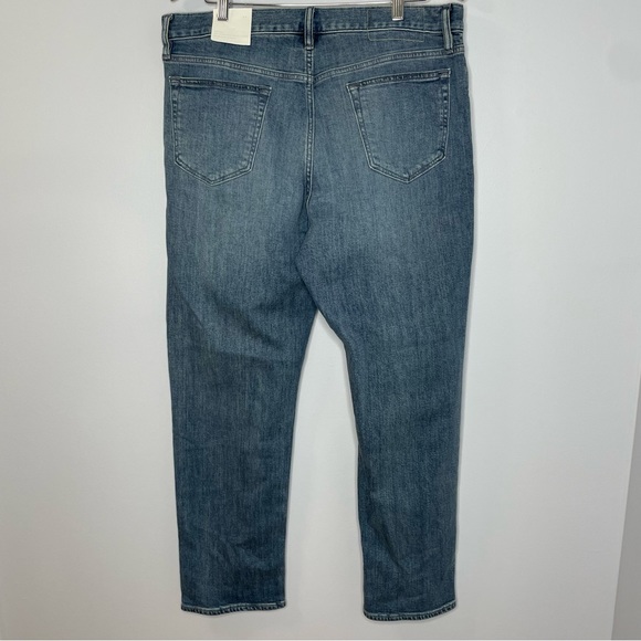 Banana Republic Slim Fit Organic Cotton Jean - Picture 4 of 10